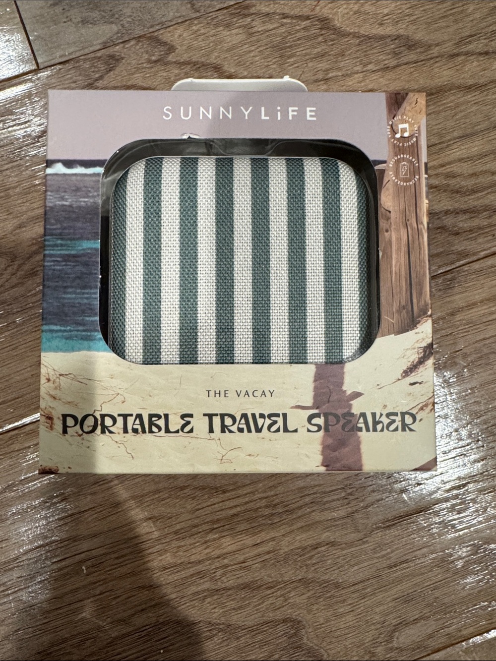 Sunnylife Green and White Striped Portable Travel Speaker